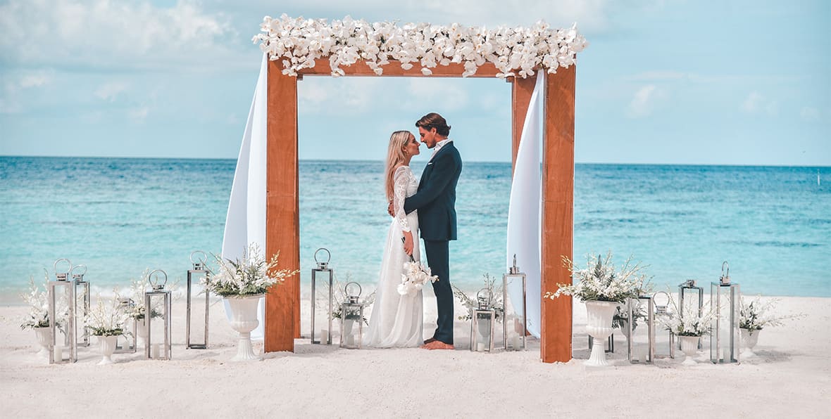 Raffles Maldives Meradhoo Resort Wedding - 195.7.4.97