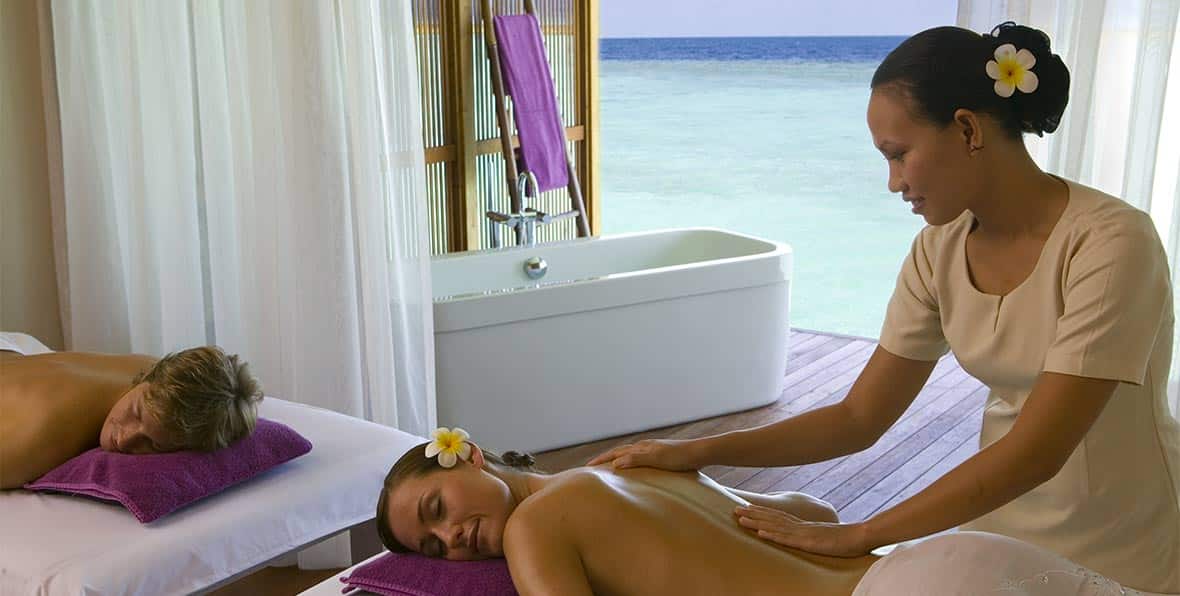 Veliganduduniyespatreatmentroomwithmodels - 195.7.4.97