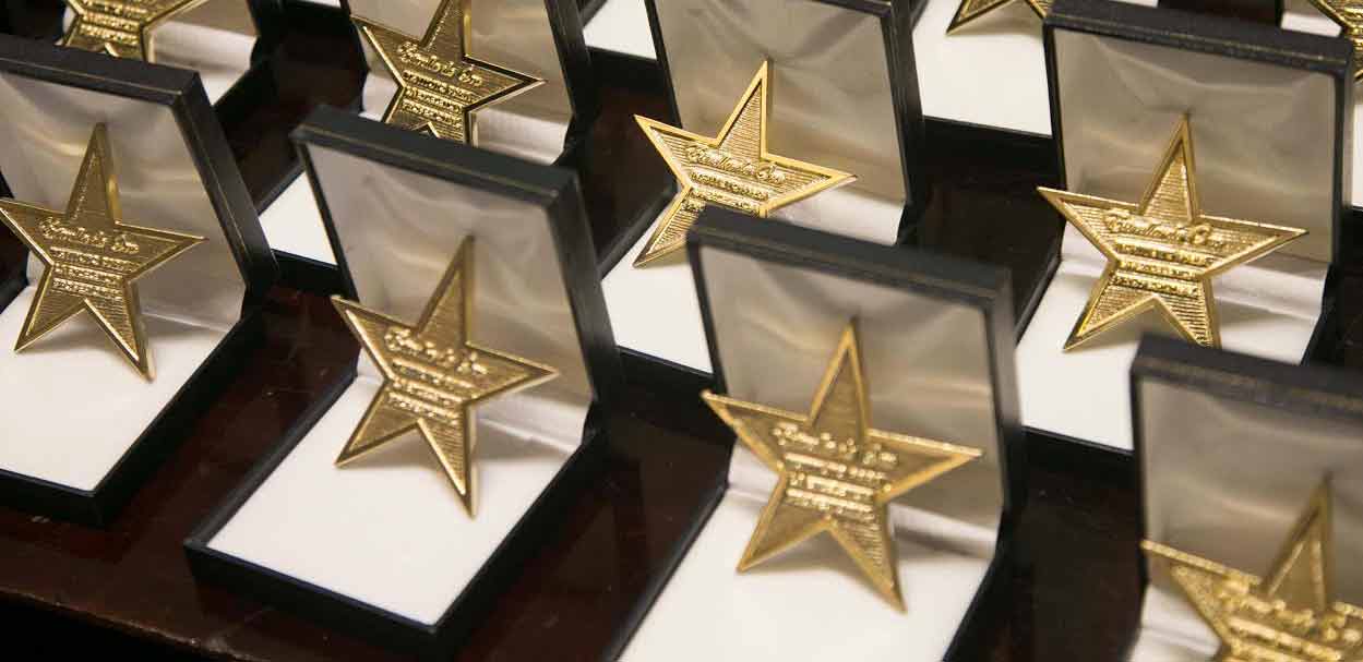 Estrella De Oro - 195.7.4.97