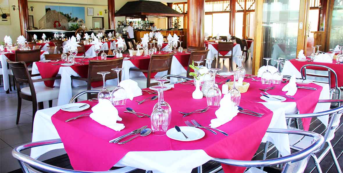 Pirogue Lodge Hotel Seychelles Restaurant Bar - 195.7.4.97