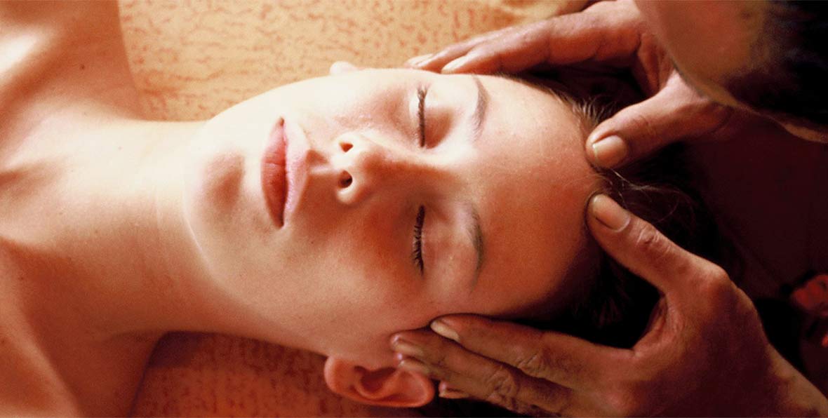 Hotel Manava Beach Resort Spa - 195.7.4.97