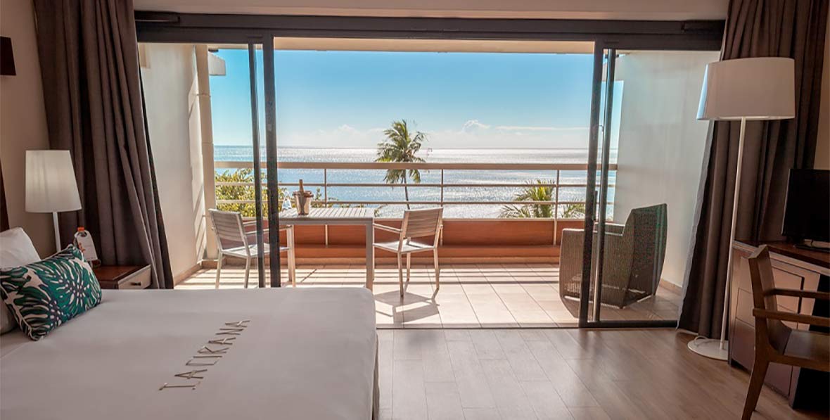 Tahiti Pearl Beach Resort Premium Ocean View Bedroom Suite - 195.7.4.97