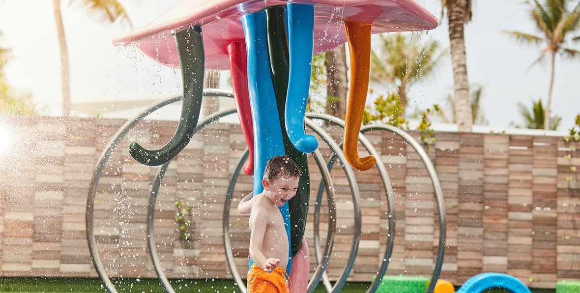 Lux North Male Atoll Resort Villas Maldives Kids - 195.7.4.97