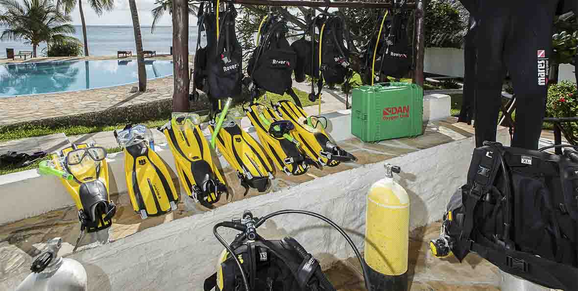 Karafuu Beach Resort Spa Diving Center - 195.7.4.97