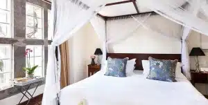 Giraffe Manor - 195.7.4.97 -