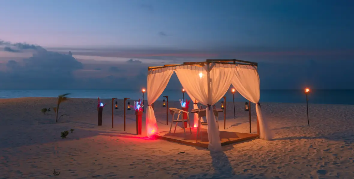 Cinnamon Velifushi - 195.7.4.97 -