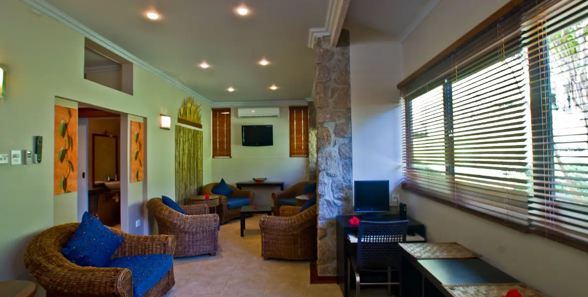 Coco Mer - 195.7.4.97 -