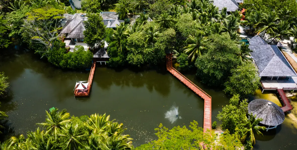 Hilton Labriz - 195.7.4.97 -