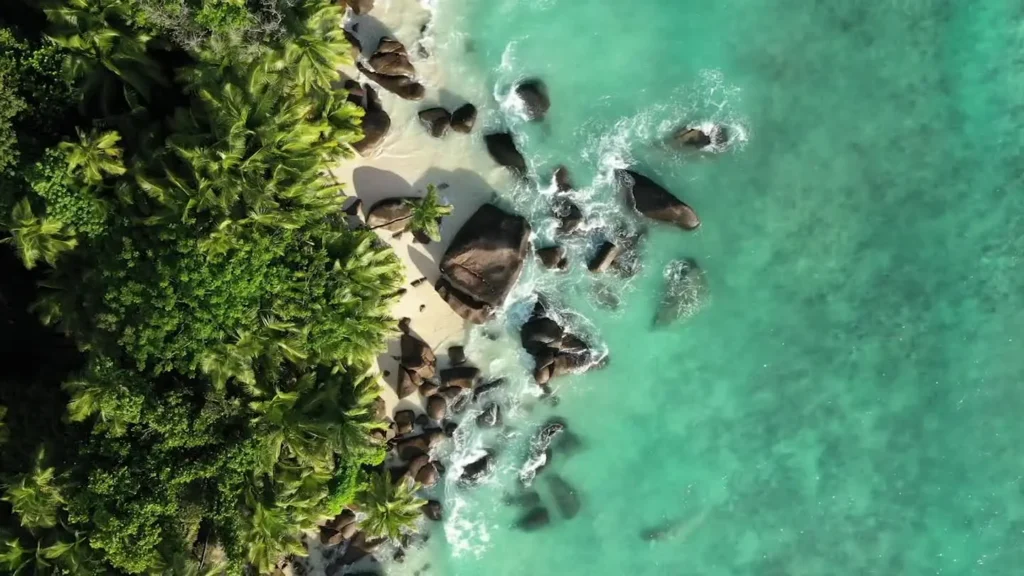 Seychelles Hero - 195.7.4.97 -