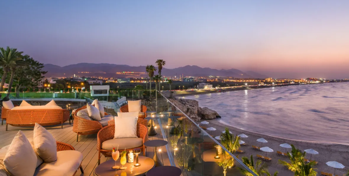 Crowne Plaza - 195.7.4.97 -