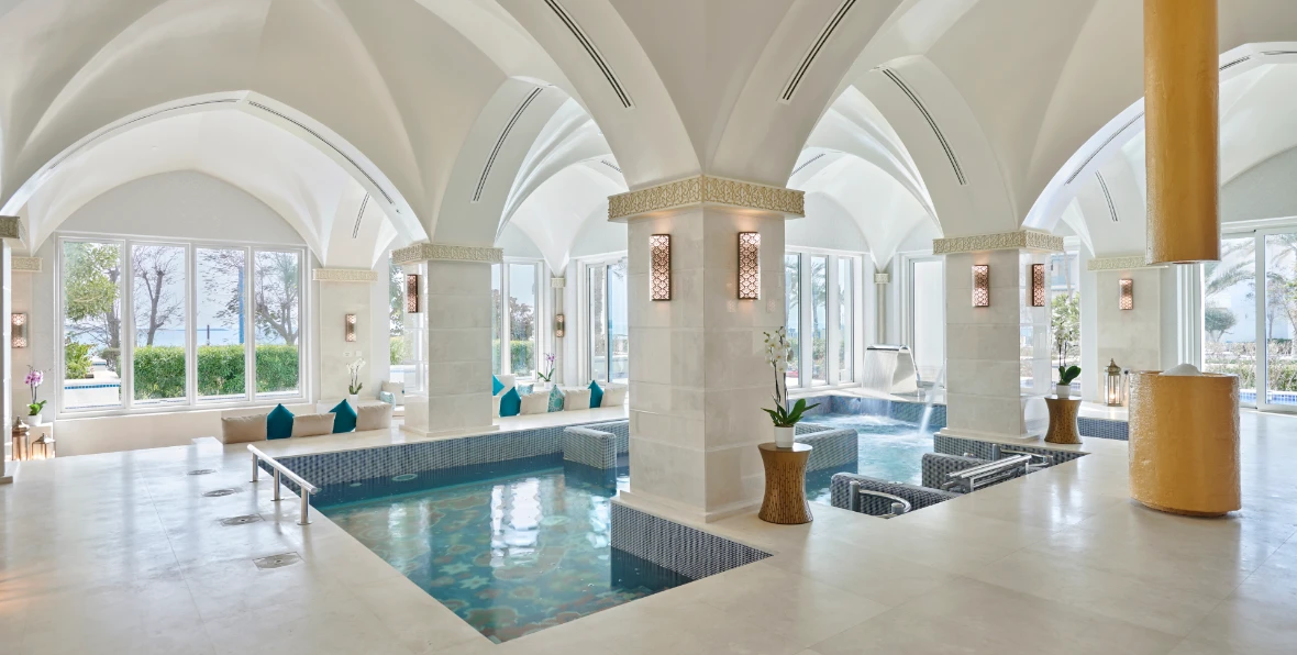 Hilton - 195.7.4.97 -