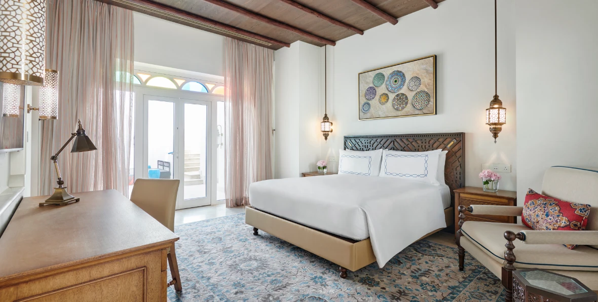 Hilton - 195.7.4.97 -