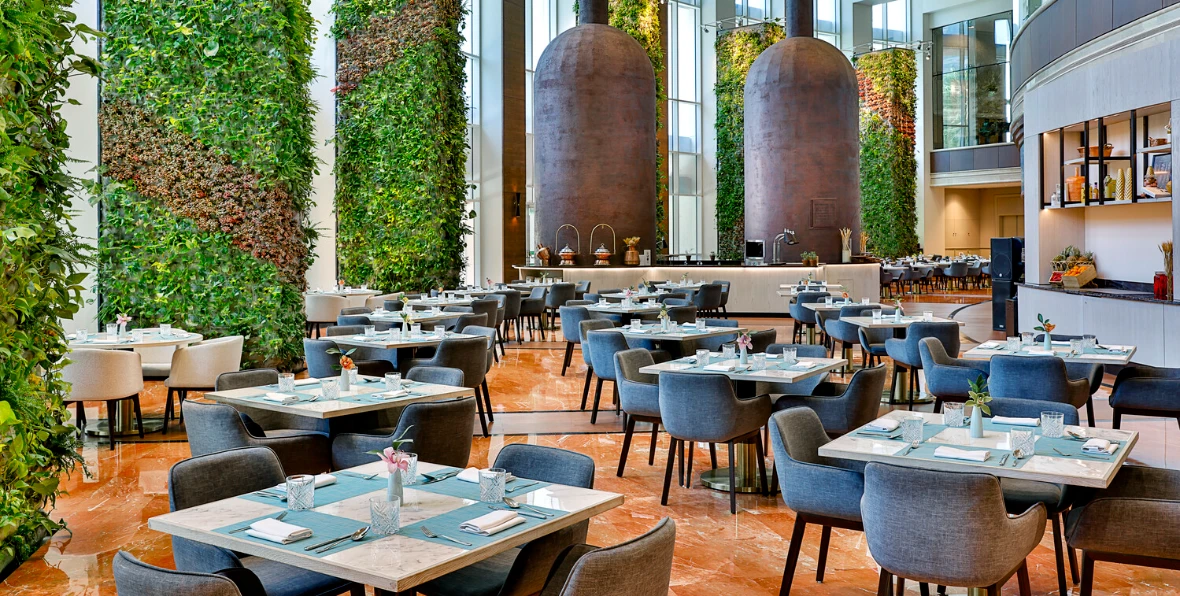 Ritz Carlton Doha - 195.7.4.97 -