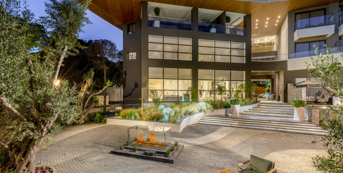 Unique Life Style - 195.7.4.97 -