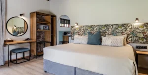 Hippo Hollow - 195.7.4.97 -