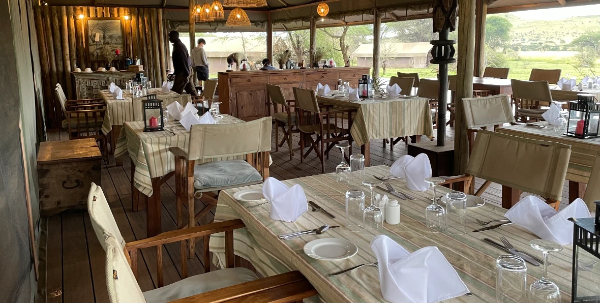 Ronjo Camp - 195.7.4.97 -