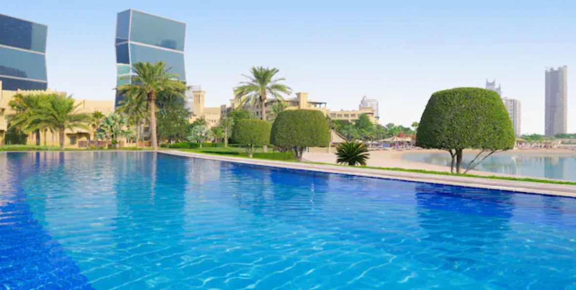 Grand Hyatt - 195.7.4.97 -