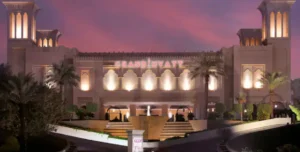 Grand Hyatt - 195.7.4.97 -