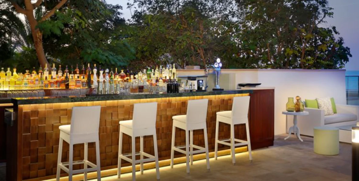 St Regis - 195.7.4.97 -