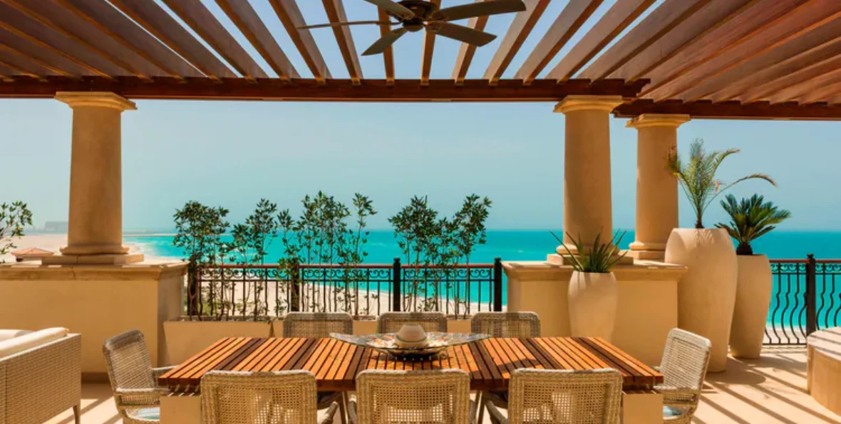 St Regis - 195.7.4.97 -