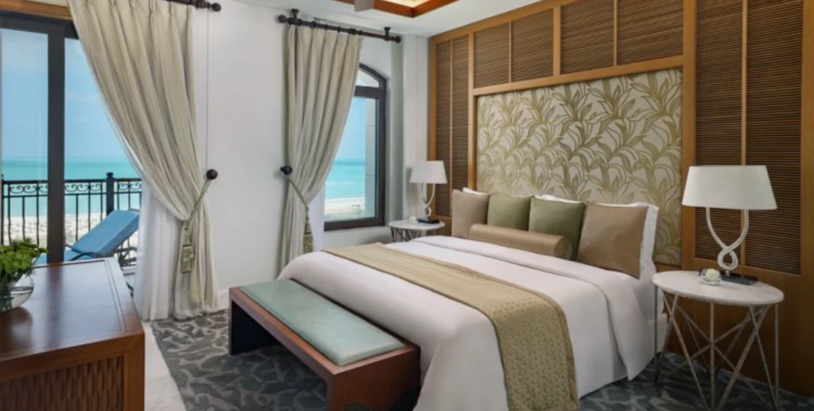 St Regis - 195.7.4.97 -