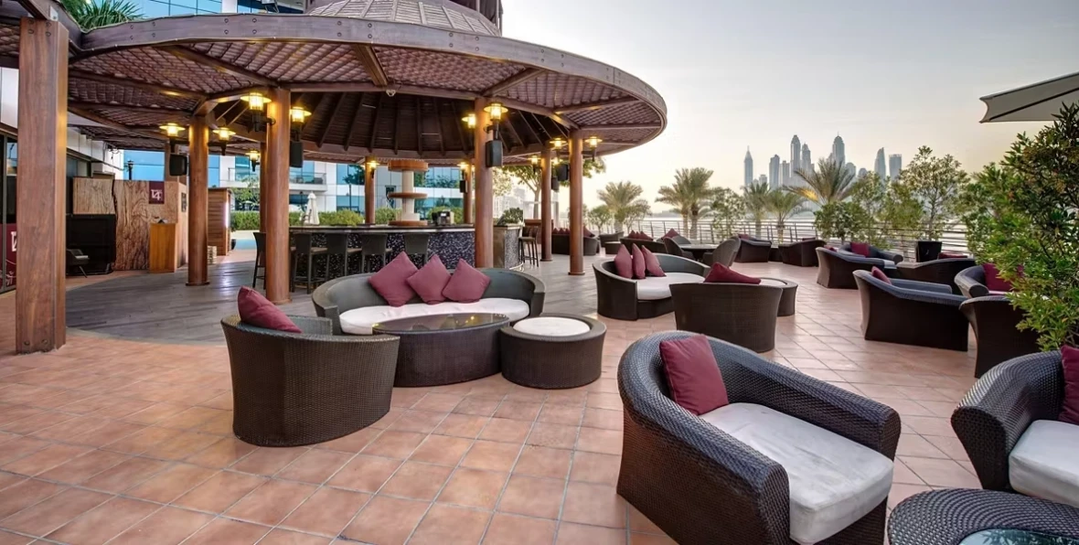 Dukes The Palm - 195.7.4.97 -