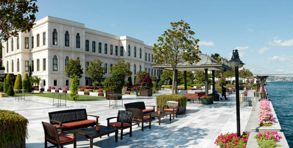 Four Seasons - 195.7.4.97 -