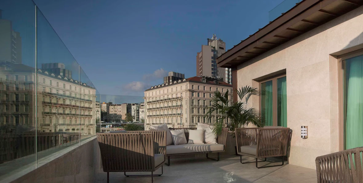 Radisson Pera - 195.7.4.97 -