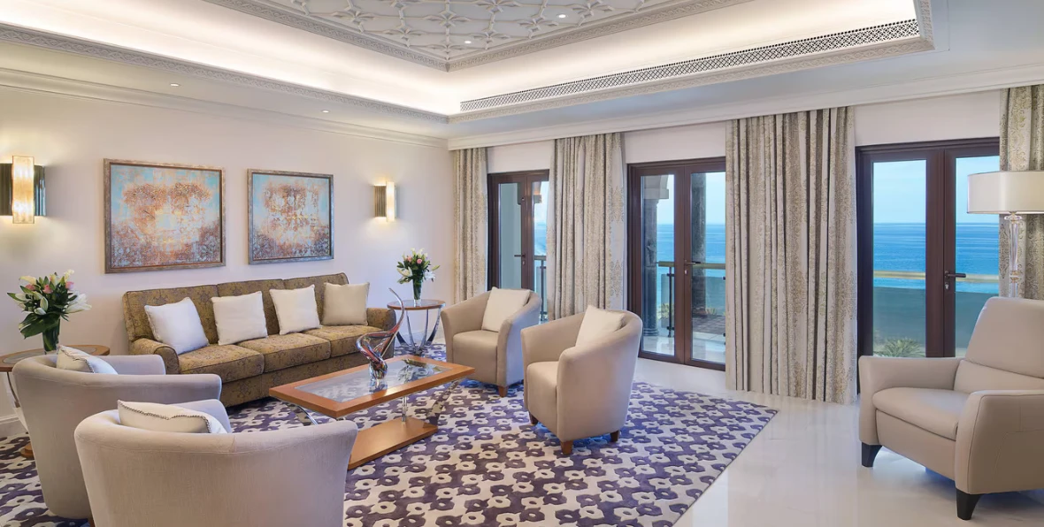 Ritz Carlton - 195.7.4.97 -