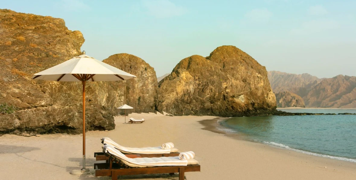 Ritz Carlton - 195.7.4.97 -