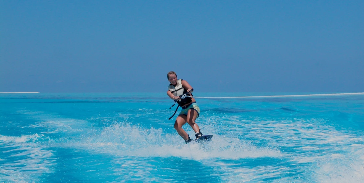 Watersports Karedu Island Resort - 195.7.4.97