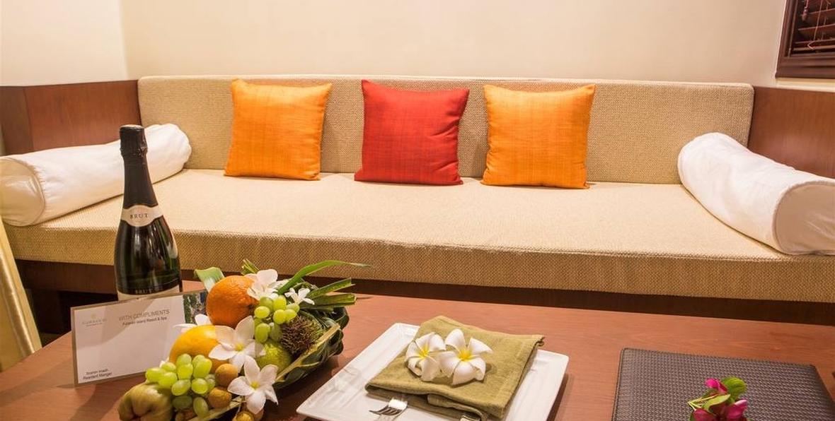 Furaveri Island Resort Spa - 195.7.4.97