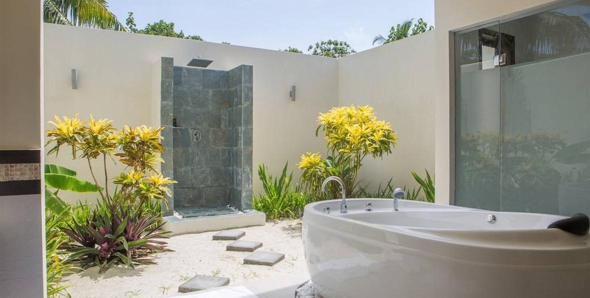 Furaveri Island Resort Spa - 195.7.4.97